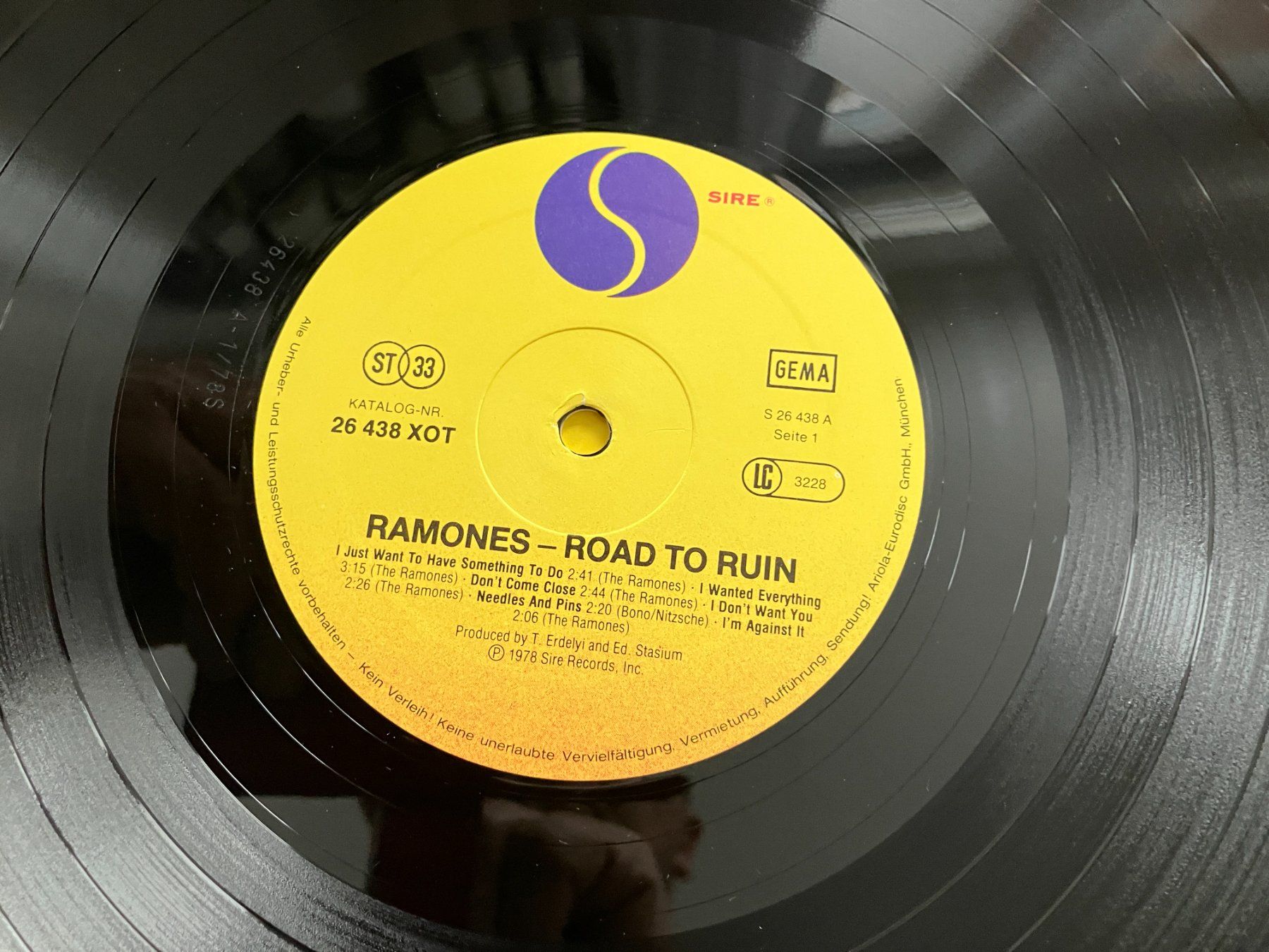 Dischi in vinile: Ramones – Usato da Aarwangen venduto da Jukebox3 7