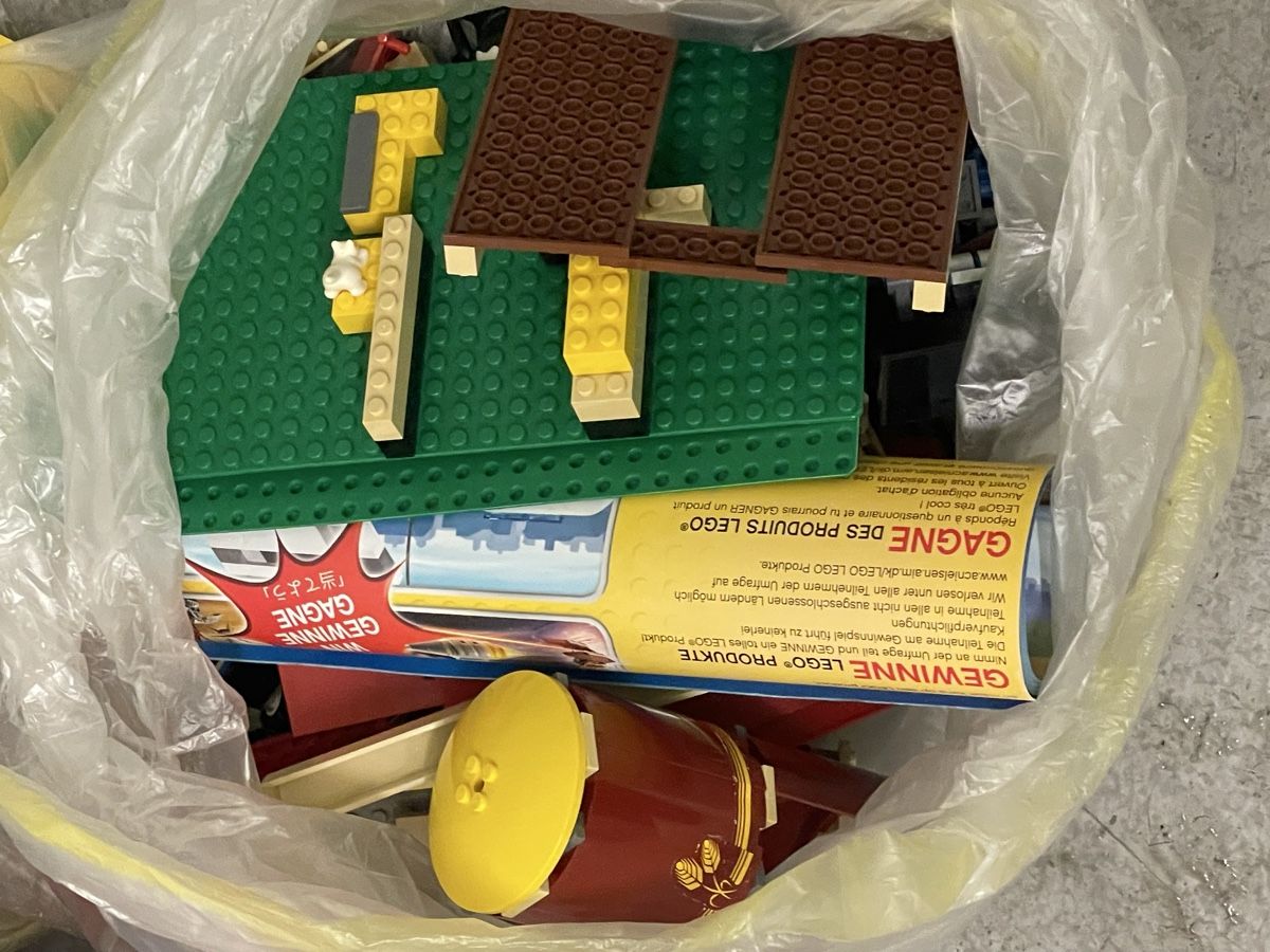 Lego Baukästen: Lego & Lego Duplo -> viele Teile – Gebraucht aus Zürich von Vintage-1993 3