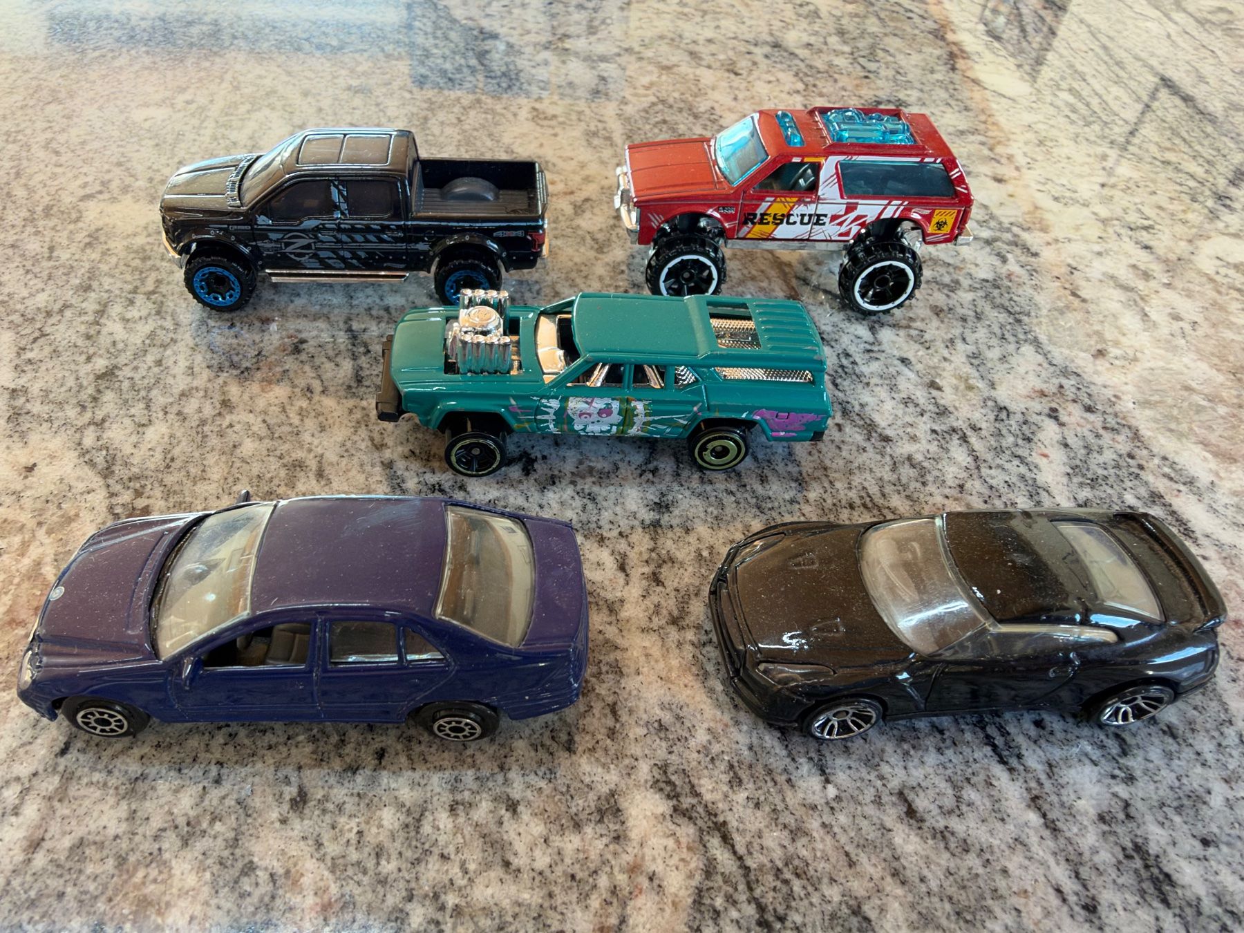 Hot Wheels Modellini d'auto: 5 Hotwheels Spielzeugautos – Usato da Volketswil venduto da Scoobi500