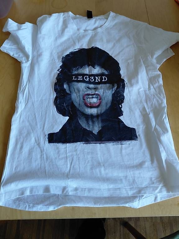 T-Shirts: 5 T-Shirt gr. M – Gebraucht aus Ostermundigen von deb1deb1 1