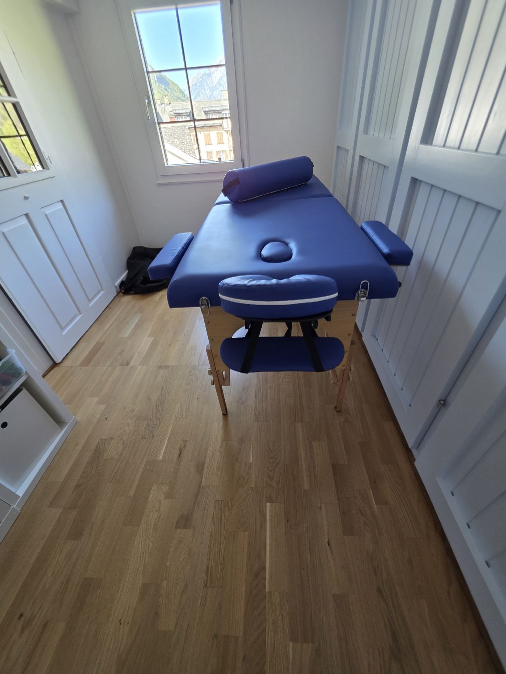 Attrezzature mediche: Physio/Massageliege transportabel – Usato da Luchsingen venduto da durscheina 2