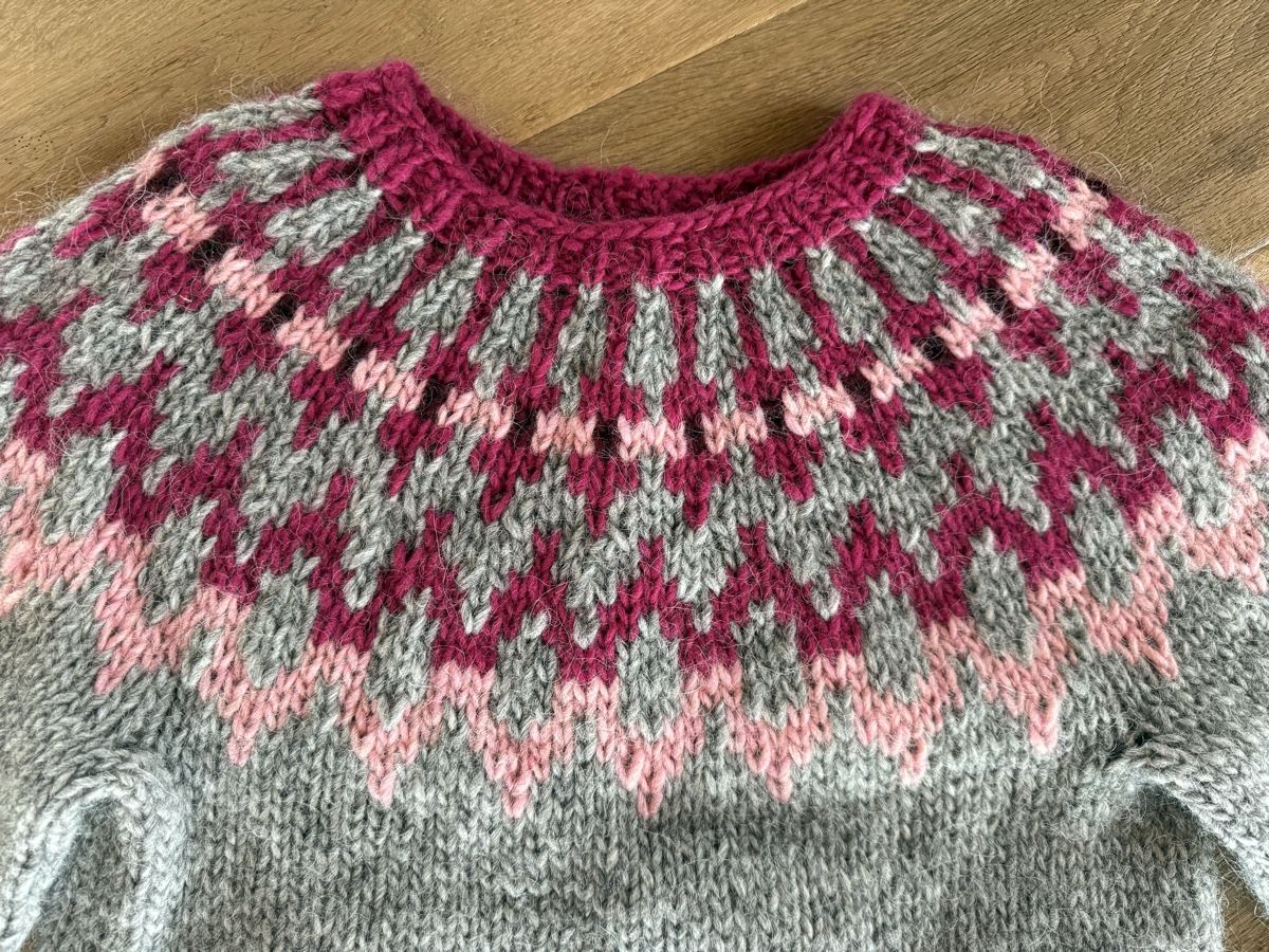 Pullover & Sweatshirts: Wollpullover aus Islandwolle S/M – Neu (gemäss Beschreibung) aus Herisau von Soto1 1