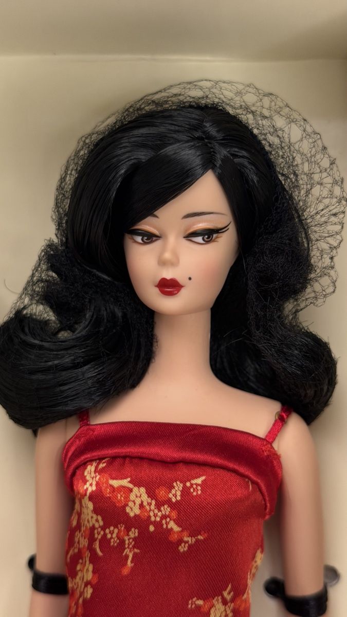 Bambole: Barbie Silkstone „Red Sunset“, 2004, NRFB – Nuovo e nell'imballaggio originale da BÜLACH venduto da arun8184 4