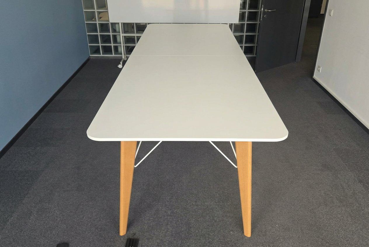 Tavoli: Bene Timba Stehtisch, Weiss, Beine Eiche, 280 × 90 cm – Usato da Affoltern am Albis venduto da Zapro 6