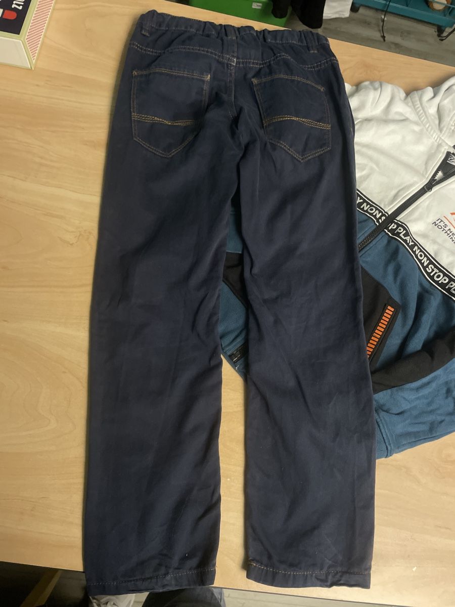C&A Kleiderpakete & -sets: C&A Set: Nerf Jacke und Jeans, Gr. 134 – Gebraucht aus Obergerlafingen von cabo4 2