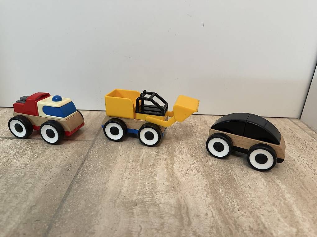 Giocattoli: 3 modulare Spielzeug-Autos – Usato da Oetwil an der Limmat venduto da Prinzaessli123 1