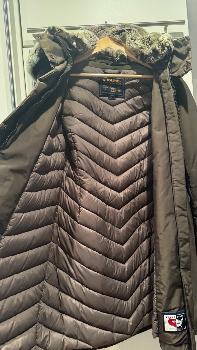 Woolrich Giacche: WOOLRICH Daunenjacke Gr. S – Usato da Zürich venduto da Shapochka 1