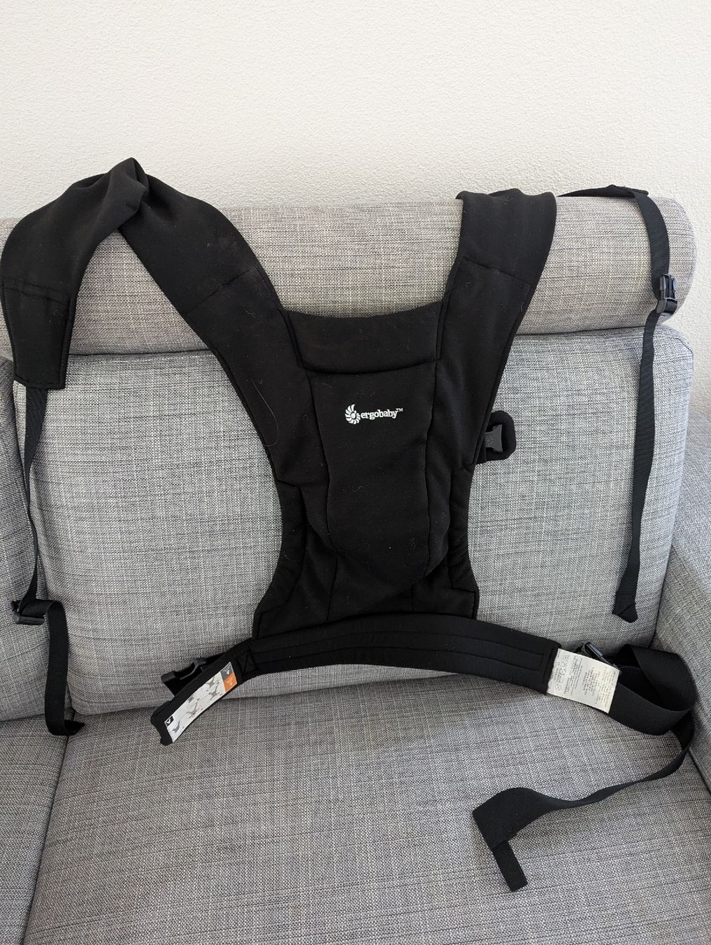 Ergo Baby Porte-bébés ventraux & dorsaux: Ergobaby Embrace Black – D'occasion à Schwerzenbach par ndg_6lnd