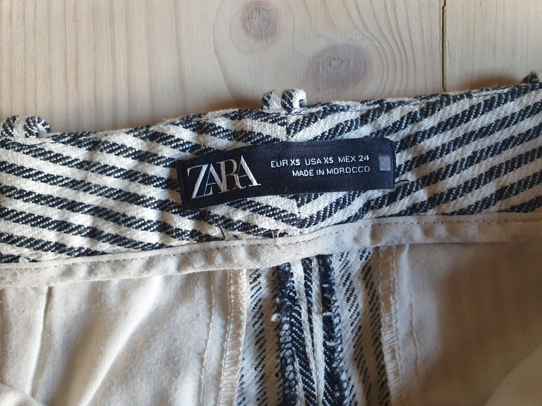 Zara Pantalons: Pantalon rayé Zara – D'occasion à Finhaut par sof_j2wn 5