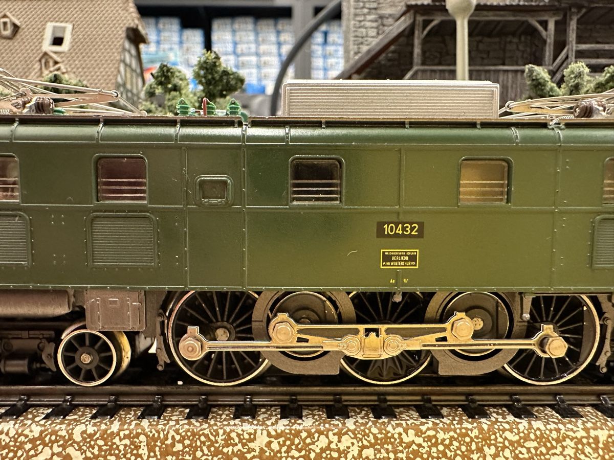 Märklin Modellini di ferrovie: Märklin 3167 SBB Ae 3/6 II mfx digital – Usato da Lupsingen venduto da New-Haven 1