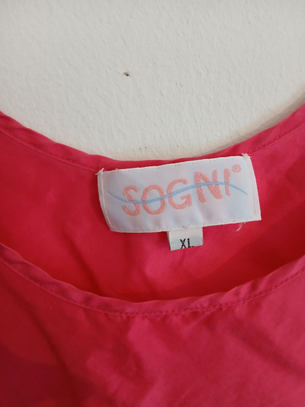 Blusen: Silk SOGNI blouse magenta size XL – Neu (gemäss Beschreibung) aus Wil SG von tre_g2l7 1