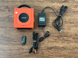 Nintendo Gamecube Custom Warm Red mit HDMI Adapter