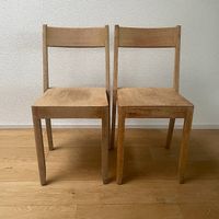 Holzstühle Stapelstühle von Gremion Frères Set 2er
