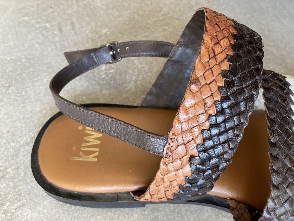 Scarpe da donna: Schöner KIWI LEDER - SANDALETTE – Usato da Nidfurn venduto da cejeisda 5