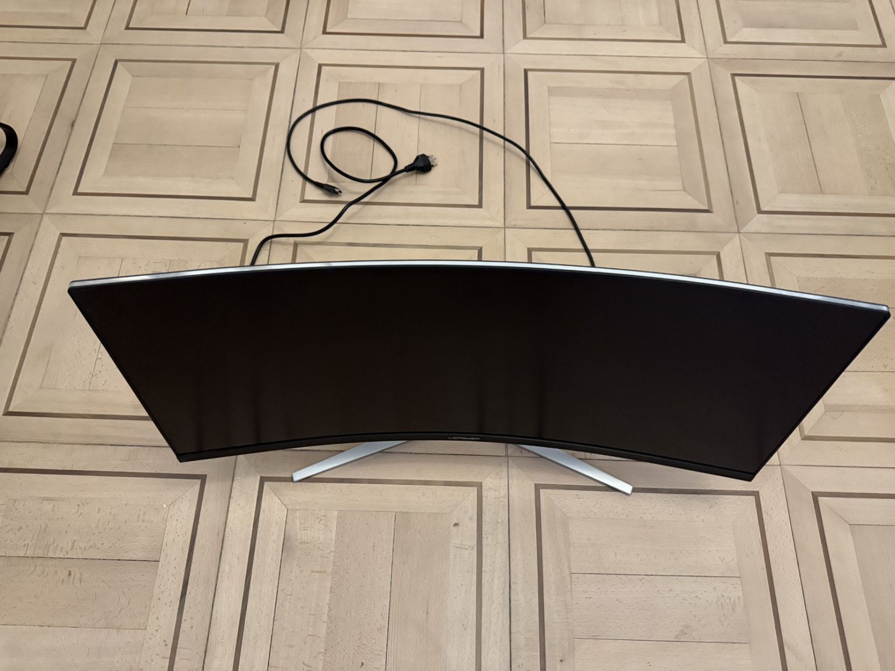 LC-Power Bildschirm (34 Zoll) (Gebraucht) in ZÜRICH für CHF 1 – nur ...