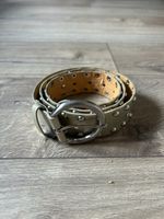 Ceinture femme beige avec clous et strass T90