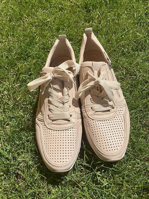 Scarpe da donna: Gabor Sneaker nude Gr. 4.5 /37.5 – Usato da Lyss venduto da stubenwagen 1