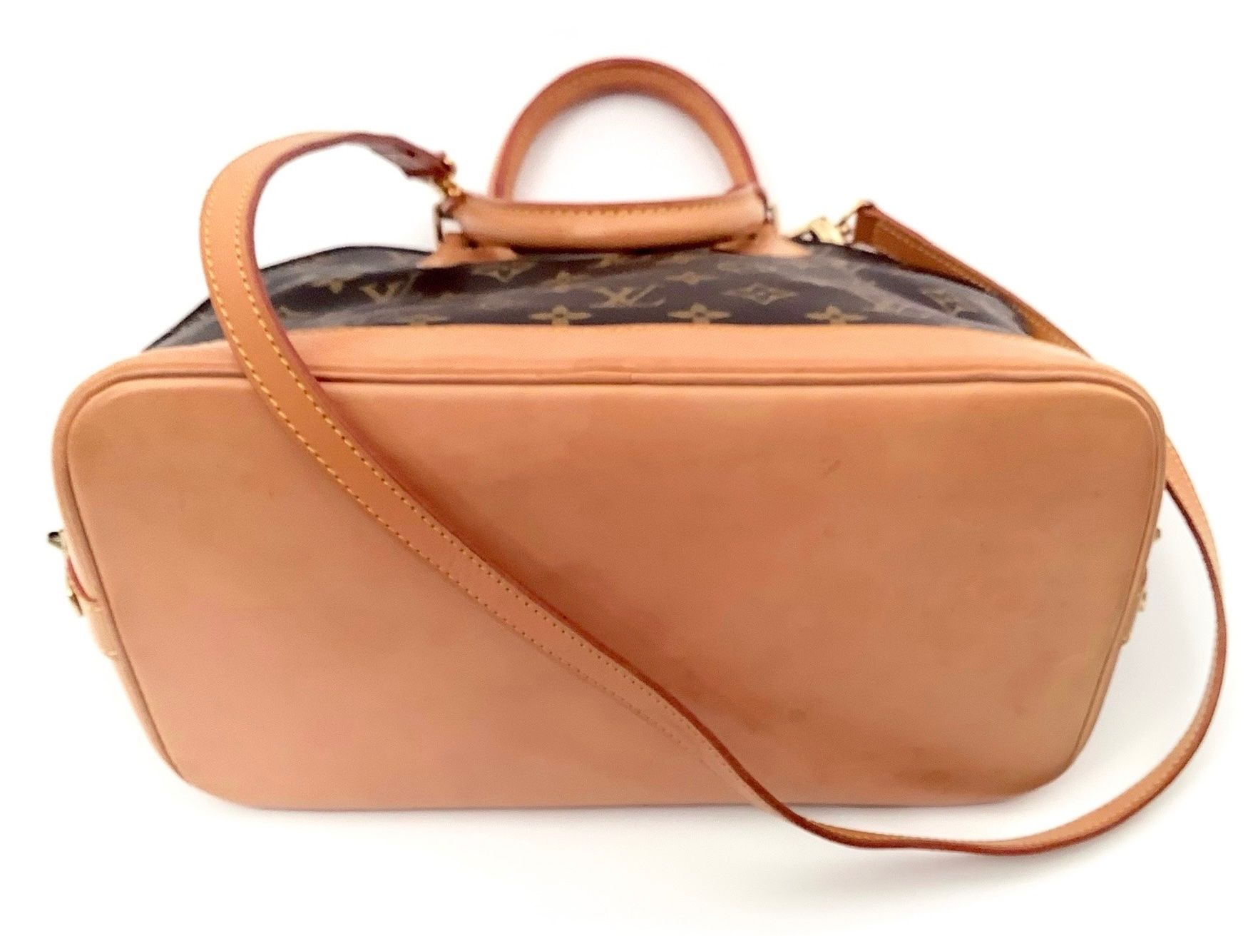 Louis Vuitton Borse da donna: Louis Vuitton Alma PM Monogram mit langem Schulterriemen – Nuovo (secondo la descrizione) da Küsnacht ZH venduto da Vuit-on 1
