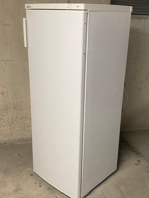 Gefrierschrank: Gefrierschrank – Gebraucht aus Niederhasli von Tigerproduct 4