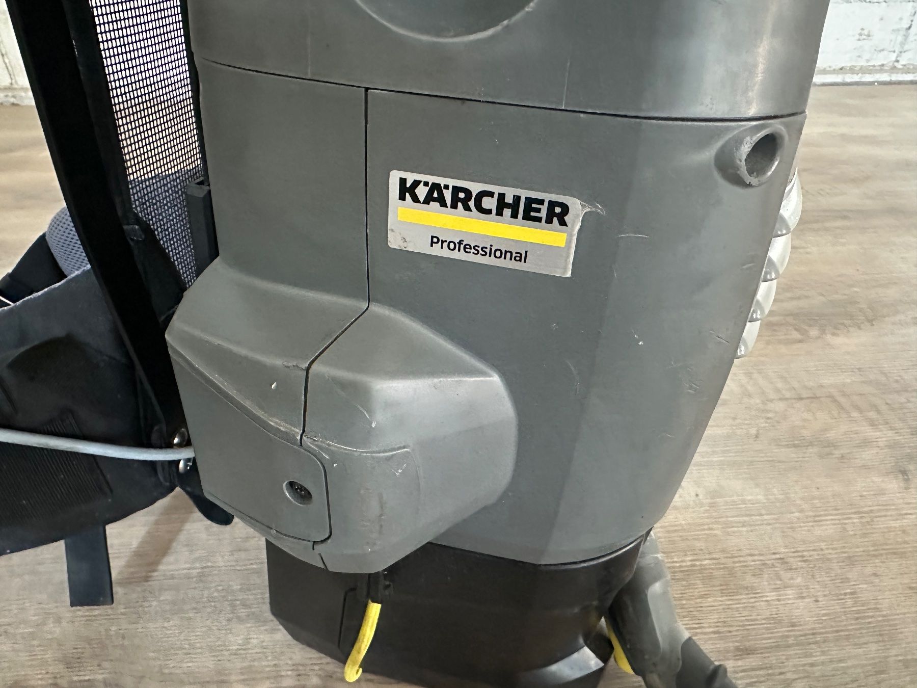 Kärcher Aspirapolveri & Accessori: Kärcher Rückensauger Profi AKKU – Usato da Bettwiesen venduto da chili1 3