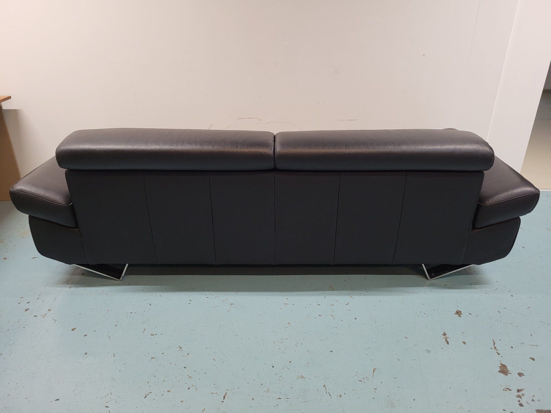 Sofas: Sofa Kunstleder – Gebraucht aus Brügg BE von POU-BELLE 6