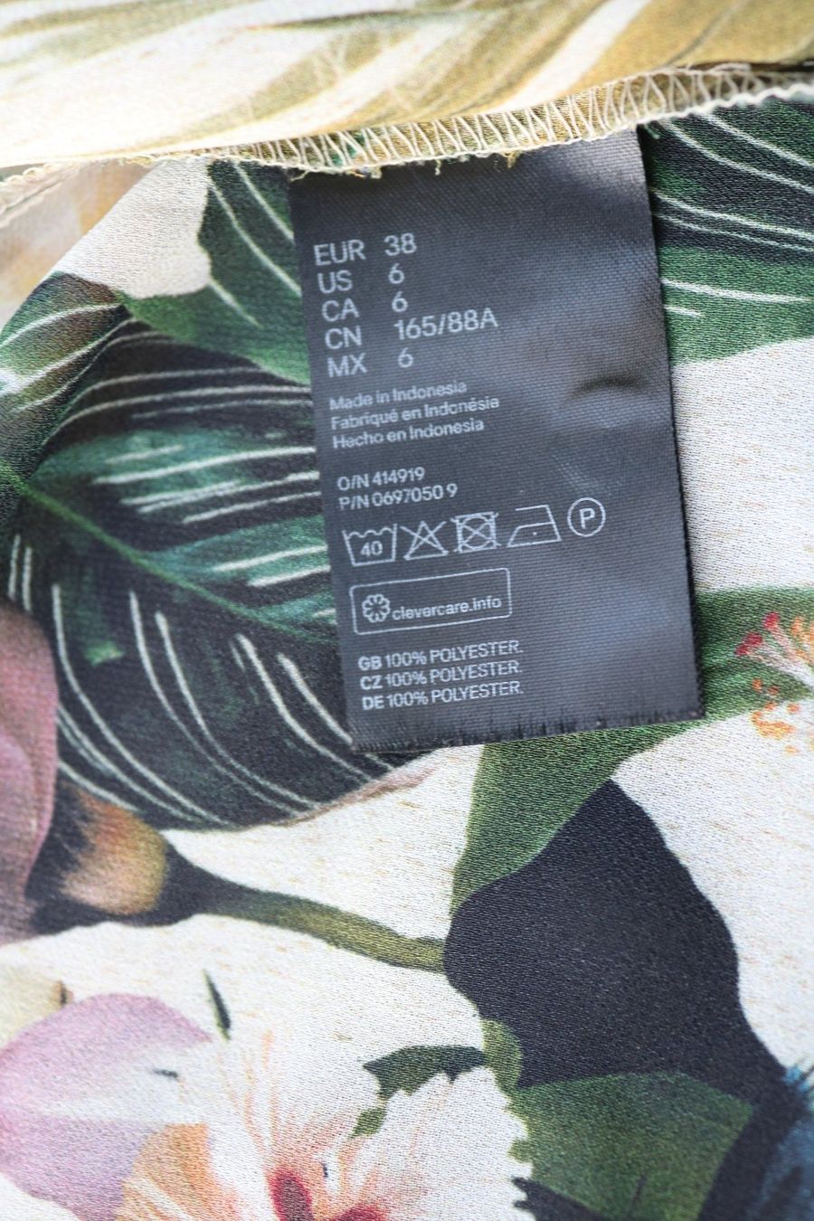 H&M Camicette: Ärmellose Bluse Marke H+M – Usato da Frick venduto da Beni58 6