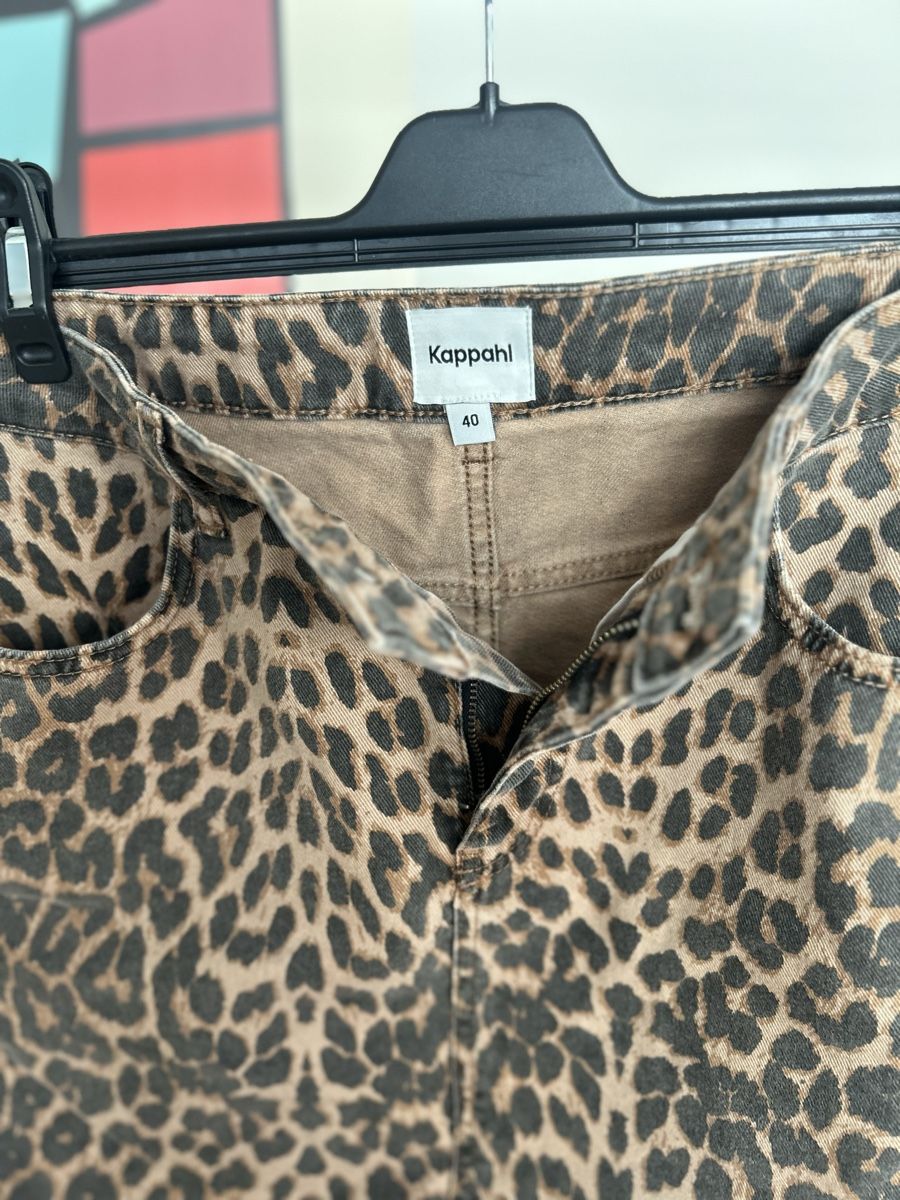 Lotti di vestiti: Denim jacket and Skirt Set Leopard Print Size 40 – Nuovo (secondo la descrizione) da Zürich venduto da fan_z5fl 5
