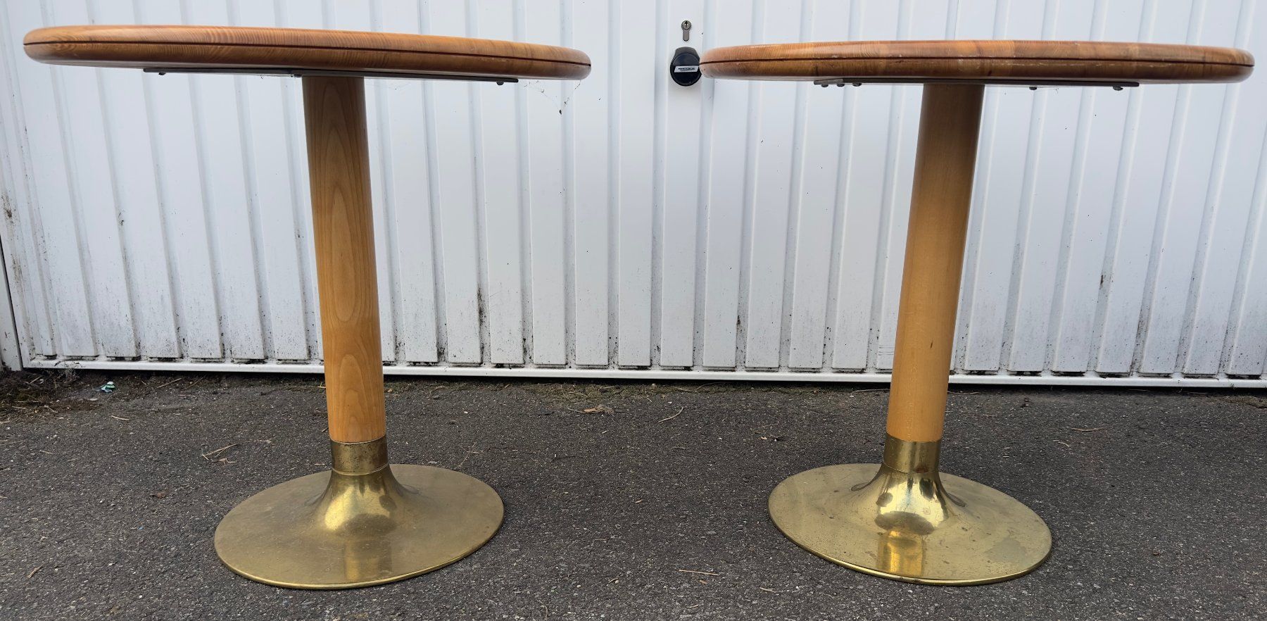 Tische: Tables – Gebraucht aus Martigny-Croix von ces_vr9x 1