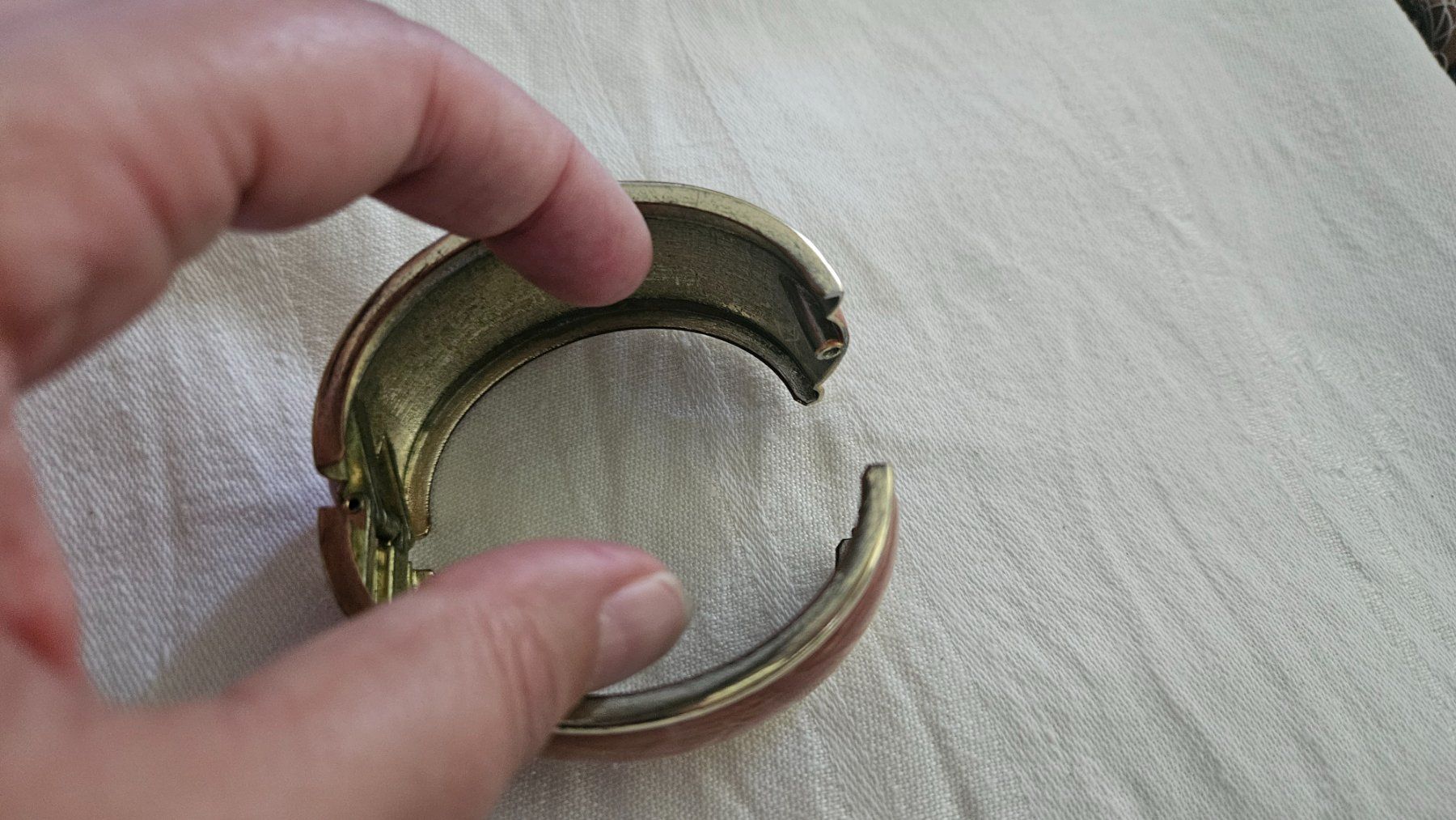 Armbänder & -reifen: Bracciale rigido magnetico – Gebraucht aus Melano von H-Sara 2