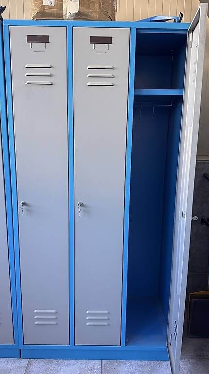 Armoires: 3er Garderobenschrank – D'occasion à Therwil par Fabsiwi 1