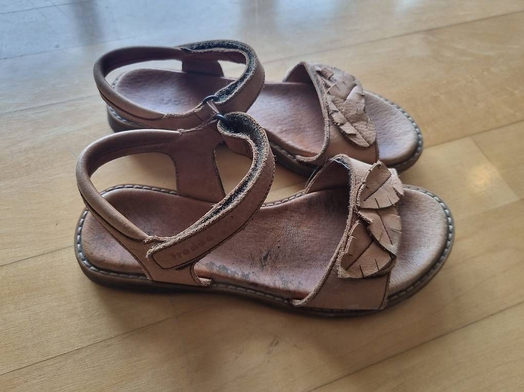 Froddo Scarpe per ragazze: Froddo Ledersandalen,Gr. 32 – Usato da Russikon venduto da i_laura
