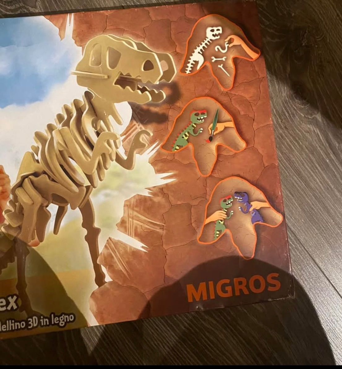 Migros Kit di costruzioni: Grand dinosaure à peindre – Nuovo e nell'imballaggio originale da Chermignon-Bas venduto da mioumiou35 2