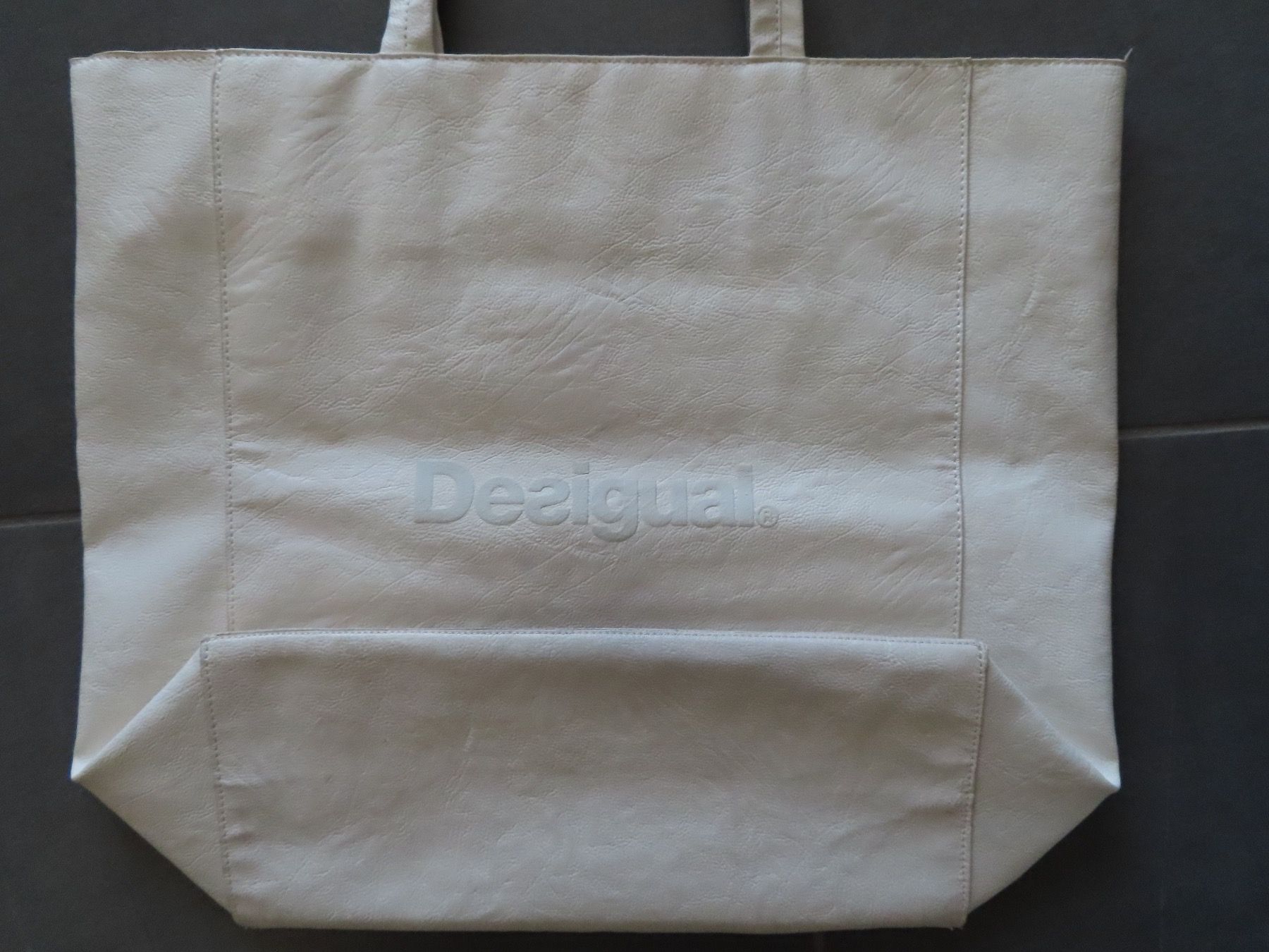 Desigual Borse da donna: schöne DESIGUAL Handtasche – Usato da Wallenried venduto da Asyano 3
