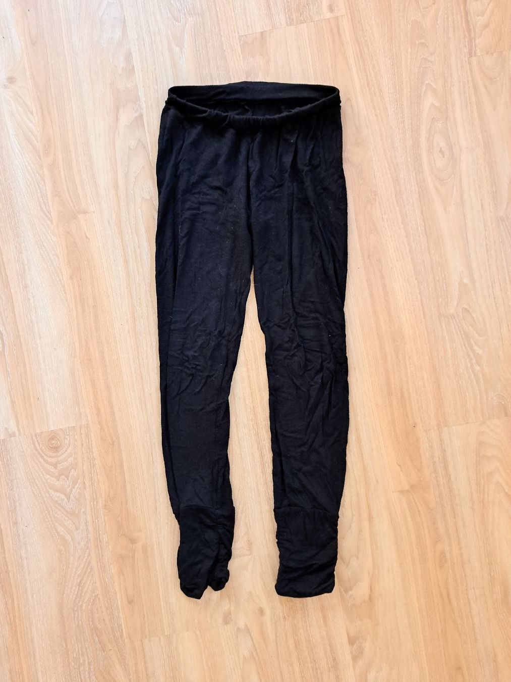 Leggings: schwarze Leggins Grösse S/M – D'occasion à Uzwil par eri_lz5x 1