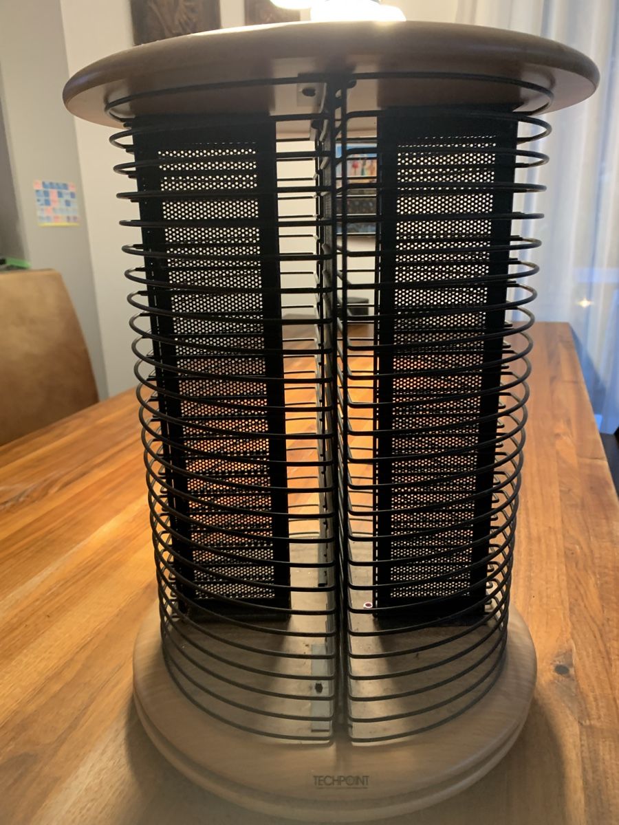Racks & Ständer: Schöner CD Ständer, Höhe 40cm – Gebraucht aus Ostermundigen von des_t9vv 1