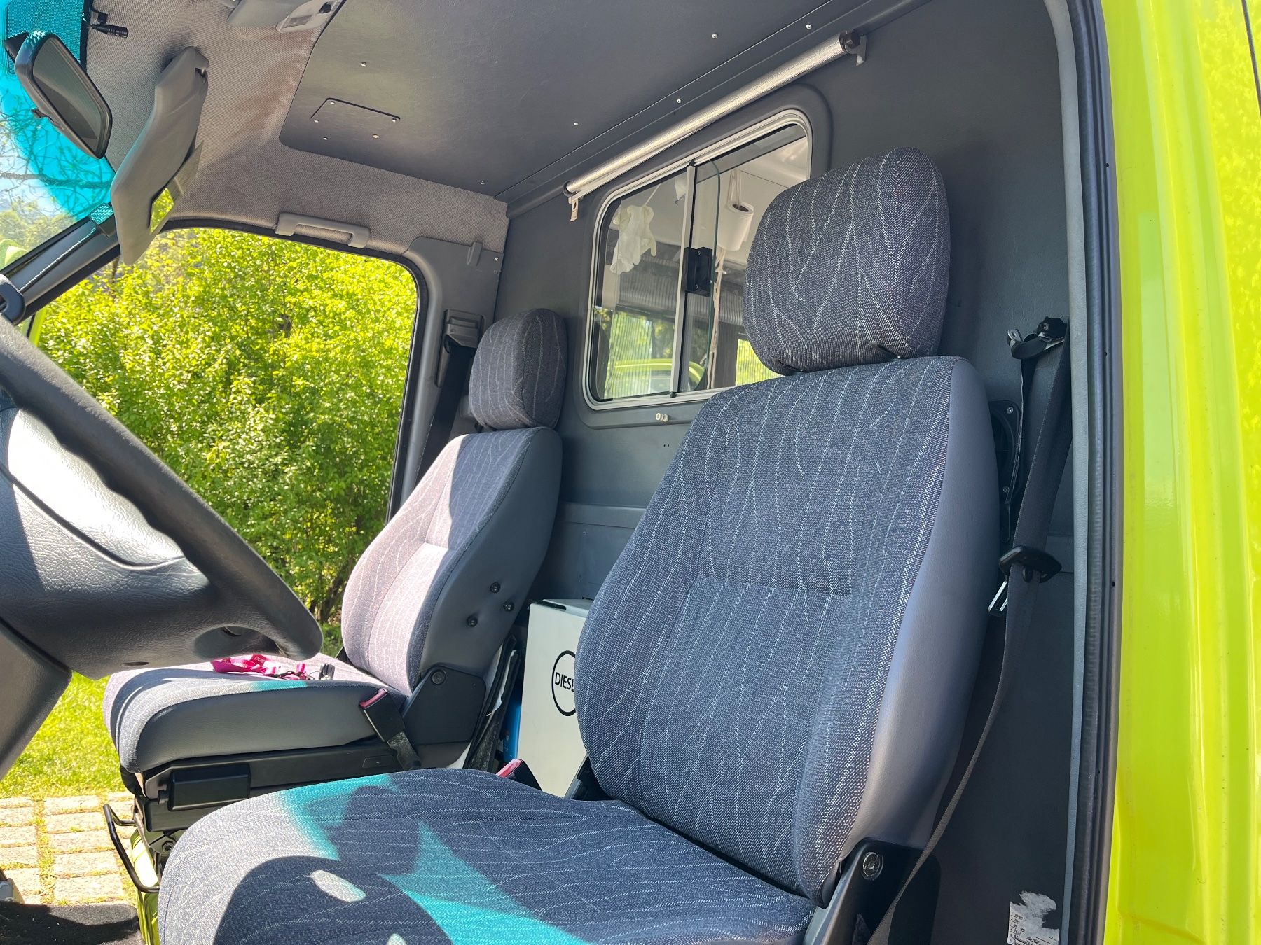 Mercedes-Benz Veicoli da campeggio: Mercedes-Benz Sprinter 316 CDI – Usato da Kriens venduto da Miaumiau0 9