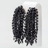 Vintage Wasserfall-Ohrclips; schwarze Kunststoffperlen