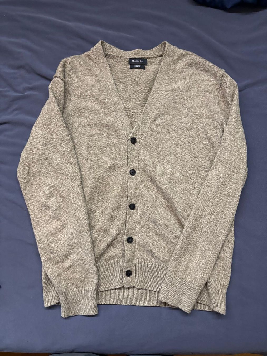 Maglioni & Felpe: Massimo Dutti Cardigan/Pullover – Usato da Stettlen venduto da jas_m8ld