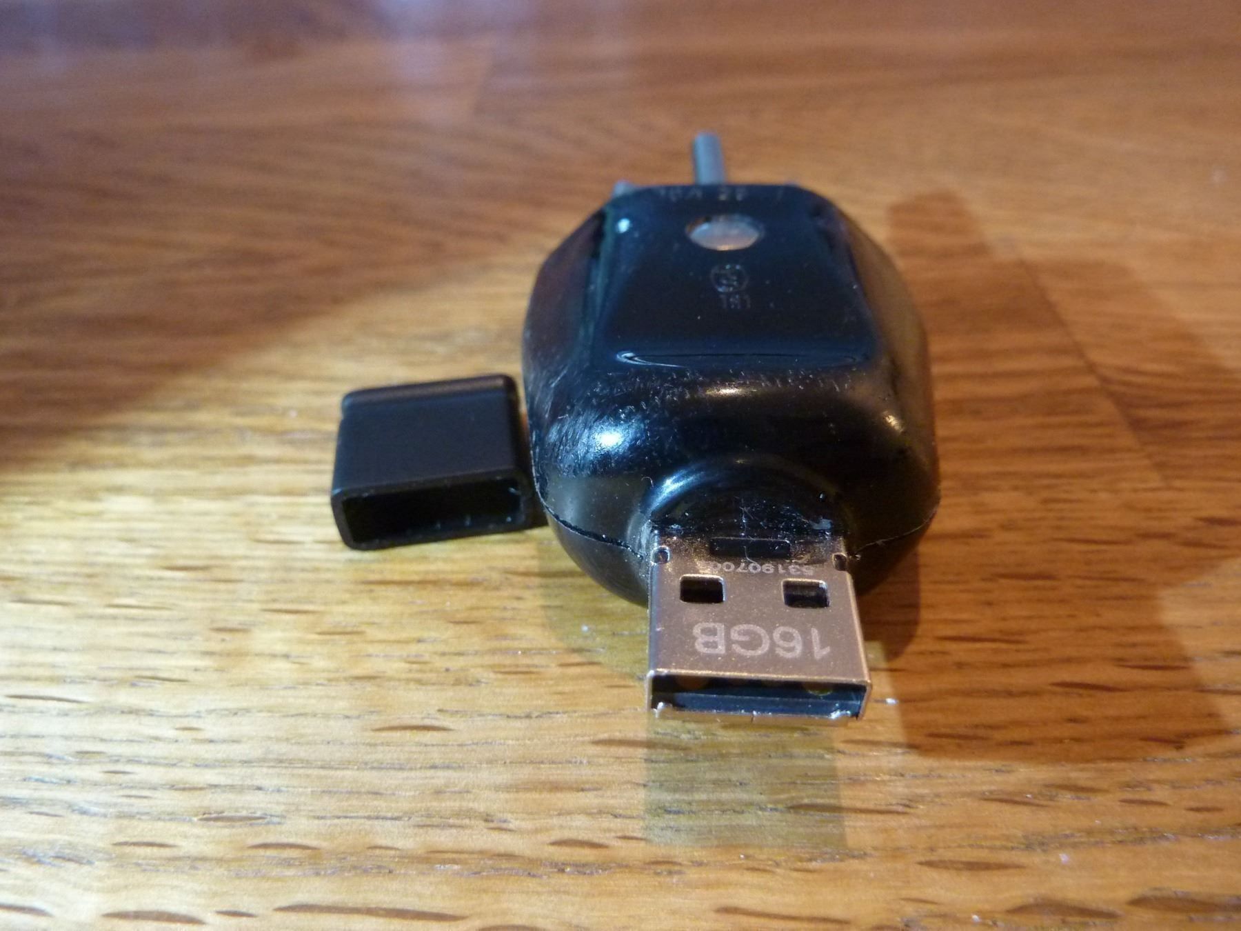 USB Sticks: USB 16GB Stick im Retro 3Pol Stecker – Neu und originalverpackt aus Hochfelden von swissice 3