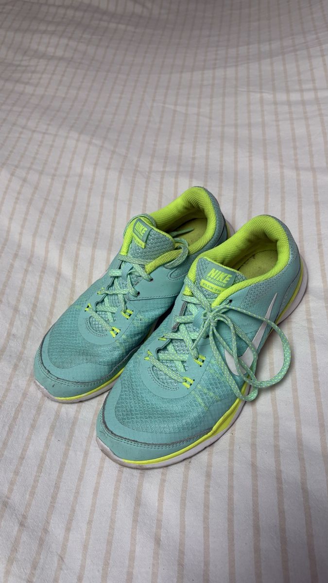 Nike Scarpe da donna: Nike Flex TR5 Gr. 36.5 – Usato da Sargans venduto da Blamii