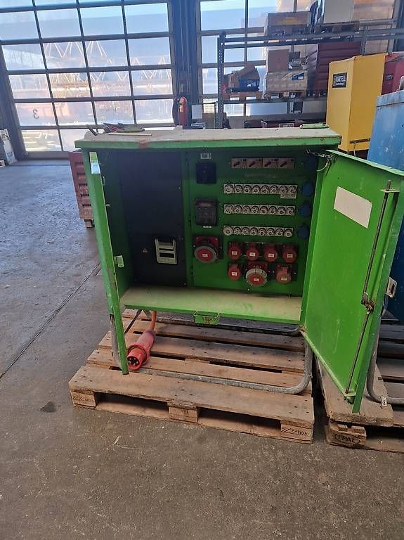 Elettrotecnica: Stromkasten – Usato da Ricken SG venduto da D330 3
