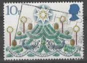 England . moderner Weihnachtsbaum  (18