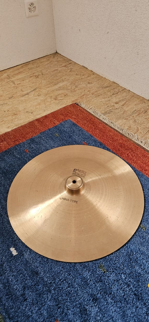 Paiste Strumenti musicali: Paiste 2002 China Type Becken 18" – Usato da Rapperswil SG venduto da Portschluessel
