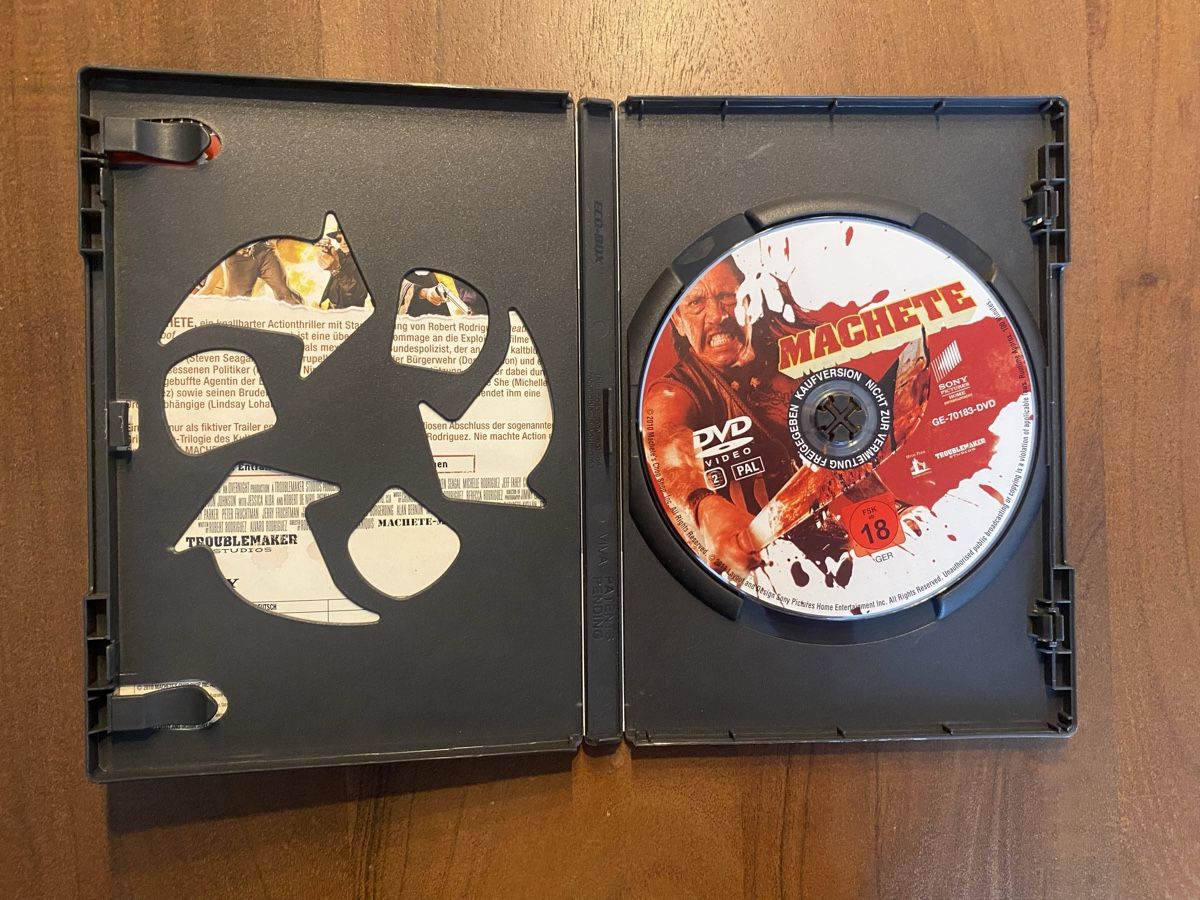 Tutti i DVDs: Machete DVD – Usato da Thunstetten venduto da Virus_33 1