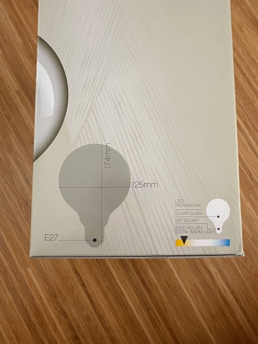 Lampen: Lampe LED lines & curves twisted clio E27 4W Neu – Neu und originalverpackt aus Glattpark(Opfikon) von giu_ml7l 2