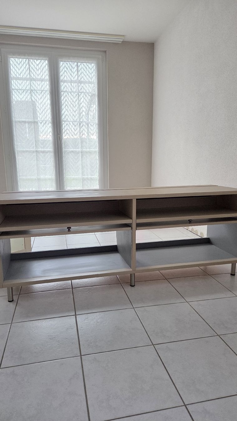 Ikea Meubles TV: TV-Möbel von IKEA – D'occasion à Riet (Neftenbach) par Nkruemel 2