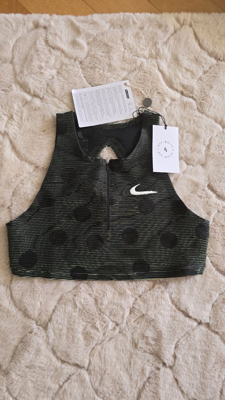 Nike Top: nike x off White – Nuovo e nell'imballaggio originale da La Neuveville venduto da p.sto