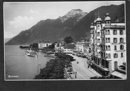- Brunnen , Dampfschiff , Hotel