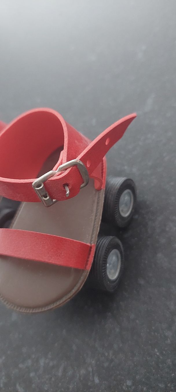 Sasha Morgenthaler Bambole: Puppenrollschuhe  – Nuovo (secondo la descrizione) da Muri AG venduto da nindo1 8