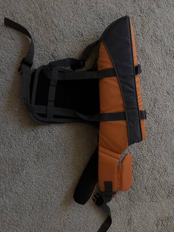 Giubbotti di salvataggio: Schwimmweste Hund  – Usato da Wetzikon ZH venduto da Larayael 1
